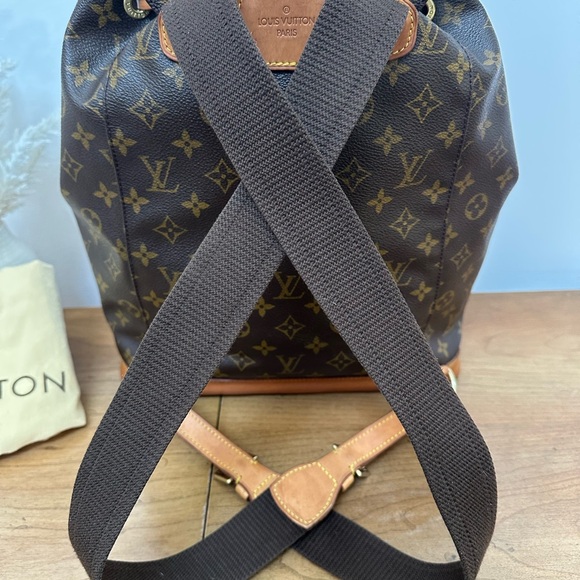 Louis Vuitton Brown Monogram Backpack (GM) - Picture 11 of 16